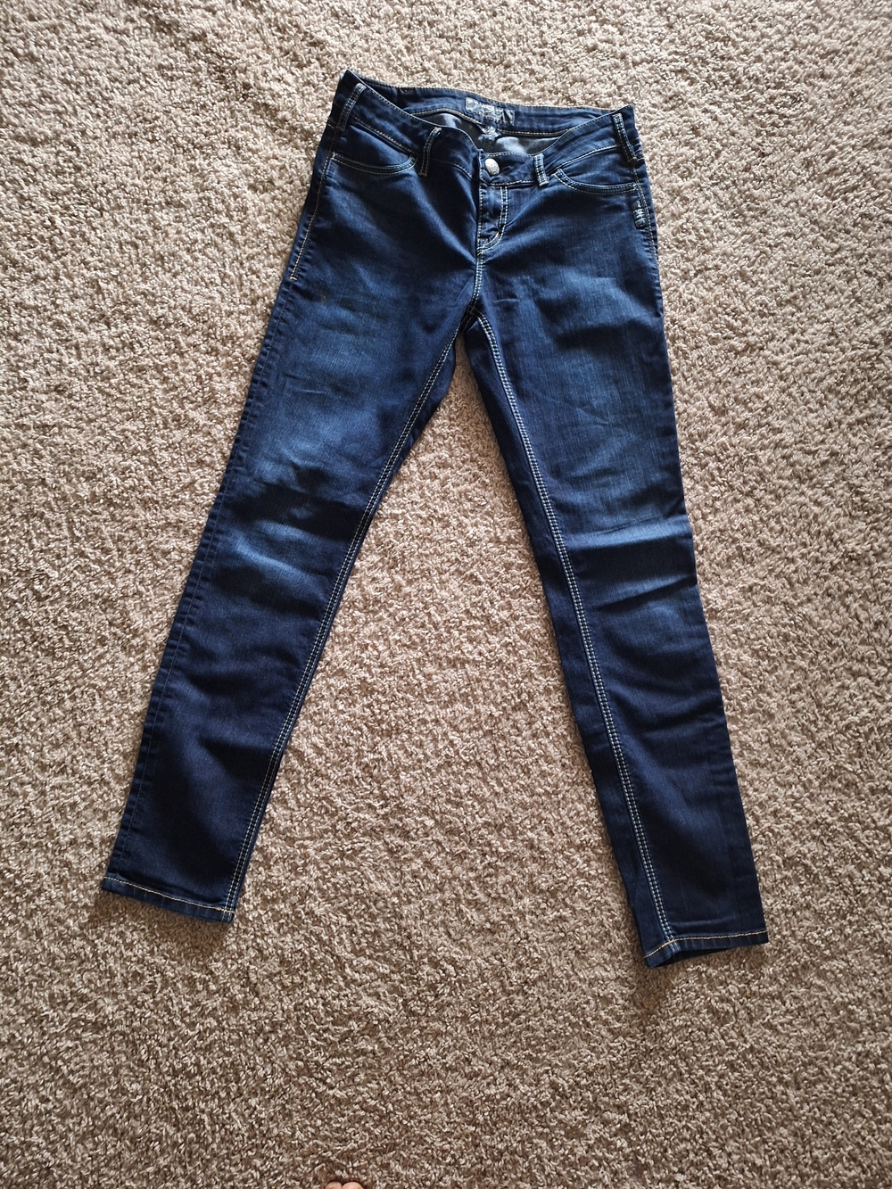 Silver Jeans Co. Suki Jegging Curvy Mid Rise Jeans - Size 30